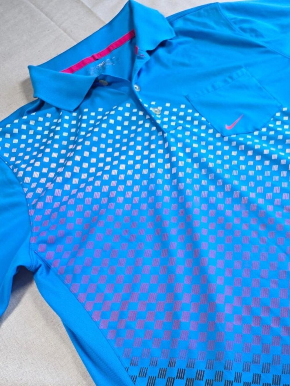 Mens Nike Golf Dri-Fit Blue Futuristic Geometric Performance Polo (Large)